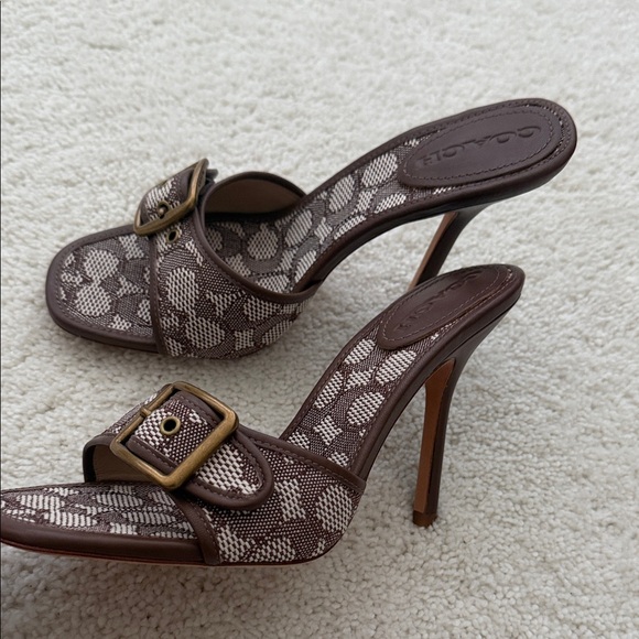 Coach Shoes - ❗️price is firm❗️Coach Signature Brown and Cream Heels